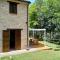 Charming Villa in Monte San Martino with Swimming Pool