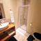 Cozy Manor Guestrooms