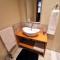 Cozy Manor Guestrooms