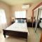 Barrenspot Tropical Villa