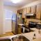 Spacious Townhome Ocala, Central Location, Newly Renovated, Pets Welcome