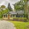 Sugar Berry Craftsman Home in Laughlintown