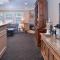 Sand Pebbles Inn