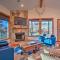 Updated Cabin with 360-Degree Mtn View 1 Mi to Lake - Medicine Park