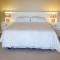 Cavu - Sleeps 10 - Ideal Location!