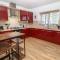 8 Pen Llanw Tides Reach