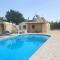 Trullo Filippo with exclusive pool