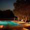 Trullo Smeraldo with exclusive swimming pool