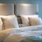 The Harbour luxurious, use of hotel swimming pool and sauna