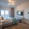 The Harbour luxurious, use of hotel swimming pool and sauna