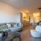 The Harbour luxurious, use of hotel swimming pool and sauna