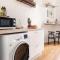 90sqm 2BR Biz LOFT - 5min Central Station
