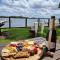 Serenity by the Lake - Romantic Waterfront Couple's Getaway - Marks Point