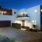 Grandview Getaway, Luxury 4BR, Ocean View, Fire Pit