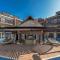 CRlSTALIDA Swim up & free bikes by Casa Paraiso