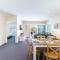 Pacific Blue 278-265 Sandy Pt Rd- Dual Key Access, Wifi, Linen and Air Conditioning