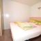 Campsite Pisak - mobile homes by the sea