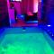 La suite romantique Jacuzzi,parking gratuit,centre - Sens