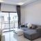 LARGE & QUIET 3bd Home with Security & Pool - 乌汶