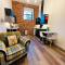 Apartment 8 Sullivan House