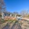 Fayetteville Vacation Rental - 2 Mi to Dtwn!