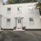 The White House - Torquay