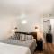 Renovated Bungalow Getaway