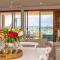 Noosa Crest Luxury Ocean View Apartment 32
