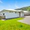 Matenga Townhouse - Waikanae Holiday Home