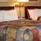 Golden Manor Inn & Suites