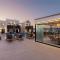 Onyx Hotel & Suites