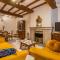 Casa Gedeone - Grand Canyon of Tuscany - Happy Rentals