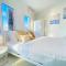 Phaedrus Living : Luxury Flat Lighthouse 75