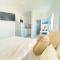 Phaedrus Living : Luxury Flat Lighthouse 75