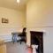 Spacious Victorian Townhouse near HCC with off street parking