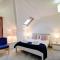 Spacious Victorian Townhouse near HCC with off street parking