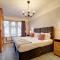Spacious Victorian Townhouse near HCC with off street parking