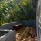 Sunshine Service Villa
