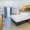 Days Inn by Wyndham Del Rio