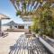 Chic, Central, Family & Group Stay - Stylish 2 ensuite bedroom Apartment with Spacious Balcony - Città del Capo