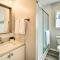 Oceanside Oak Island Getaway For Families and Pets!