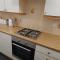 Spacious, modern 3 bedroom luxury flat in centre location