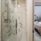 Luxurious 2 Bedroom Apartment in City Centre Luxurious 2 Bedroom Apartment in City Centre