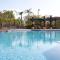 Stylish Vista Cay Lakeview Elegance Near all Theme Parks, and walk to the Convention Center - Orlando