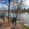Cozy Cabin on the Lake w/ HotTub - Hopatcong