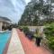 ROYCE mini-mansion with heated pool & spa Houston - Хьюстон
