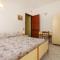 2 Bedroom Amazing Apartment In Pollica