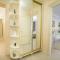 Luxury Apartments with Jacuzzi