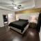 The Muirwood Lux sleeps 10