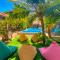 MAY Bungalow